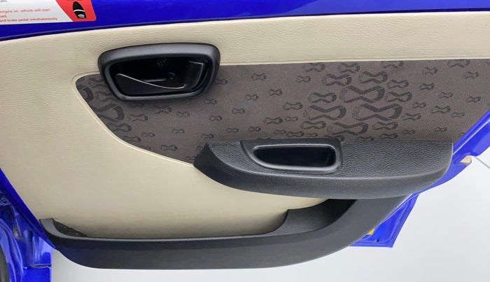 2016 Tata Nano TWIST XTA, Petrol, Automatic, 3,509 km, Driver Side Door Panels Control