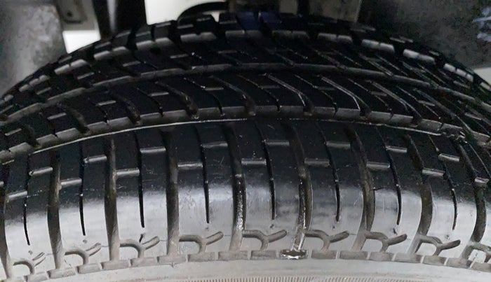 2016 Tata Nano TWIST XTA, Petrol, Automatic, 3,509 km, Right Rear Tyre Tread