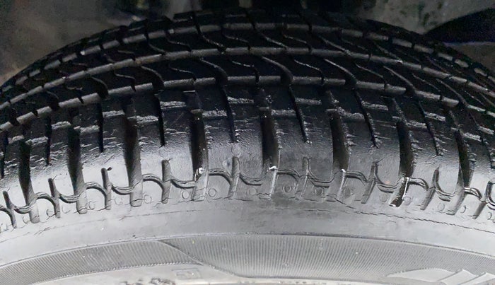 2016 Tata Nano TWIST XTA, Petrol, Automatic, 3,509 km, Right Front Tyre Tread