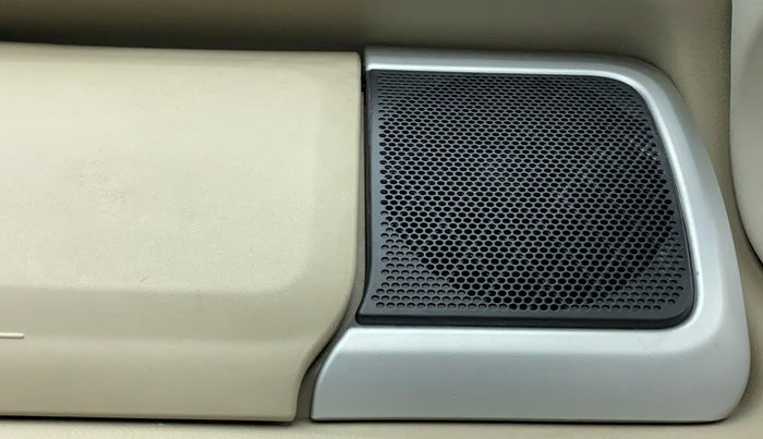 2016 Tata Nano TWIST XTA, Petrol, Automatic, 3,509 km, Speaker