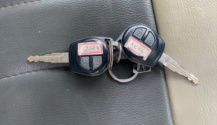 2012 Maruti Ertiga VXI, Petrol, Manual, 66,637 km, Key Close Up