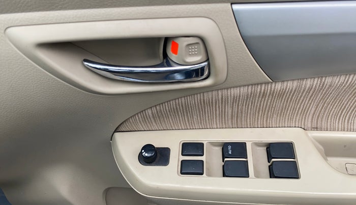 2012 Maruti Ertiga VXI, Petrol, Manual, 66,637 km, Driver Side Door Panels Control