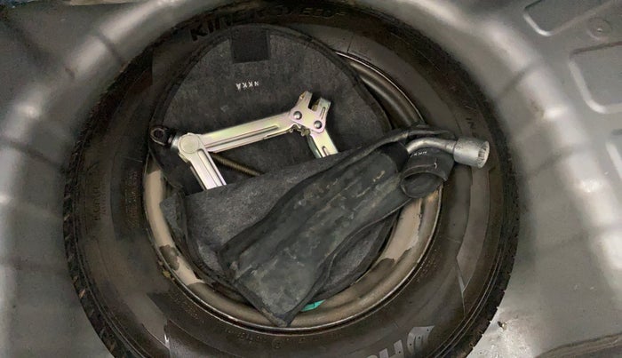 2018 Hyundai NEW SANTRO SPORTZ MT, Petrol, Manual, 27,171 km, Dicky (Boot door) - Tool missing