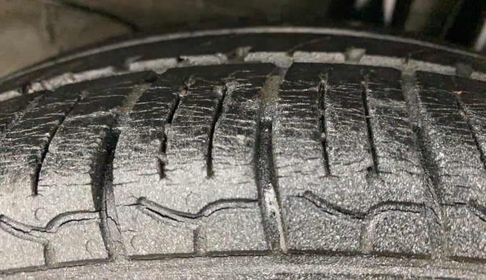 2018 Hyundai NEW SANTRO SPORTZ MT, Petrol, Manual, 27,171 km, Left Rear Tyre Tread