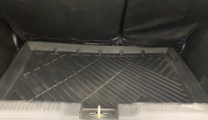 2021 Maruti Swift ZXI PLUS, Petrol, Manual, 28,863 km, Boot Inside