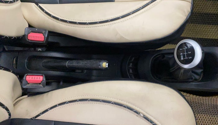 2015 Maruti Wagon R 1.0 VXI, Petrol, Manual, 78,101 km, Gear Lever