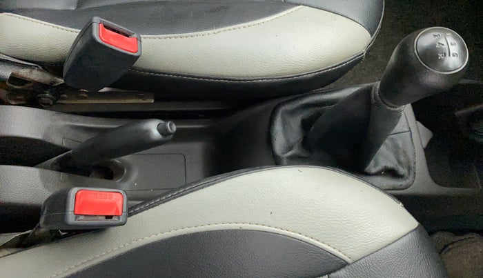 2014 Hyundai Eon MAGNA +, Petrol, Manual, 28,802 km, Gear Lever