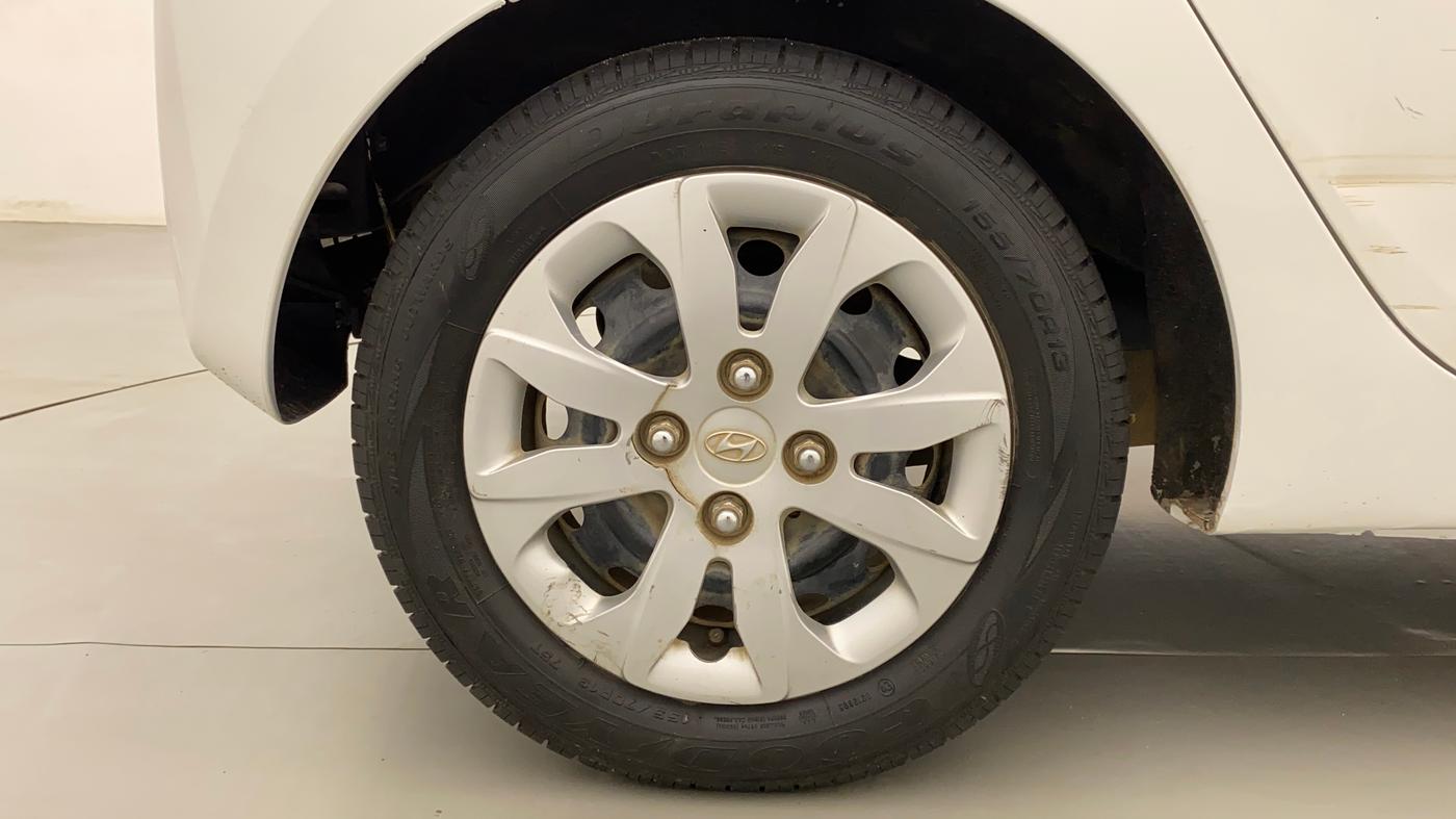 2014 Hyundai Eon MAGNA +, Petrol, Manual, 28,802 km, Right Rear Wheel