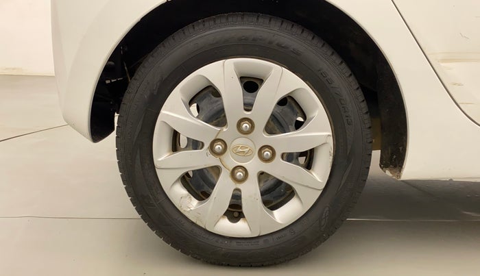 2014 Hyundai Eon MAGNA +, Petrol, Manual, 28,802 km, Right Rear Wheel