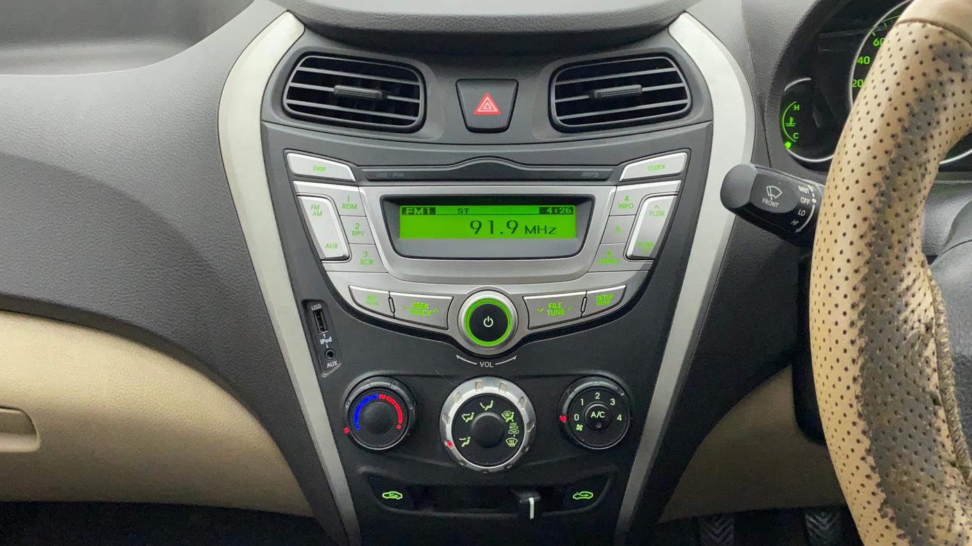 2014 Hyundai Eon MAGNA +, Petrol, Manual, 28,802 km, Air Conditioner