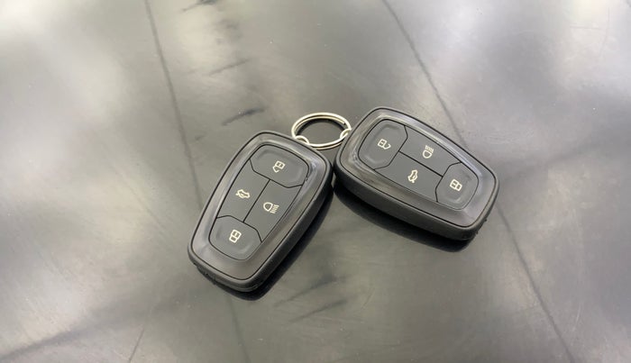 2023 Tata NEXON XZ PLUS PETROL DARK EDITION, Petrol, Manual, 21,098 km, Key Close Up