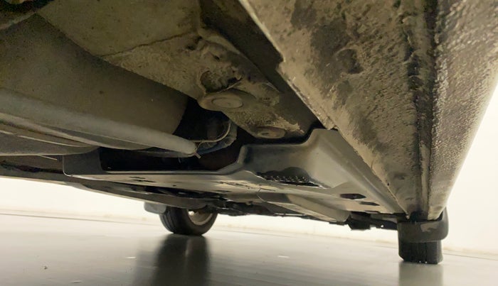 2012 Skoda Rapid ELEGANCE 1.6 TDI CR MT, Diesel, Manual, 75,626 km, Right Side Underbody