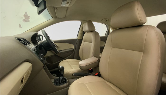 2012 Skoda Rapid ELEGANCE 1.6 TDI CR MT, Diesel, Manual, 75,626 km, Right Side Front Door Cabin