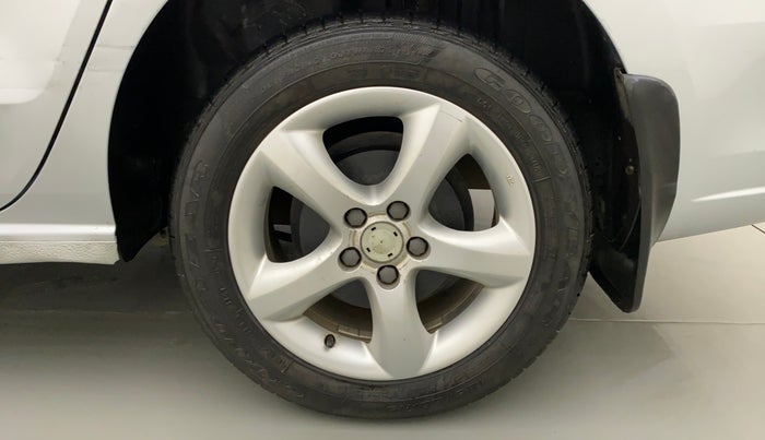 2012 Skoda Rapid ELEGANCE 1.6 TDI CR MT, Diesel, Manual, 75,626 km, Left Rear Wheel