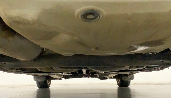 2012 Skoda Rapid ELEGANCE 1.6 TDI CR MT, Diesel, Manual, 75,626 km, Rear Underbody