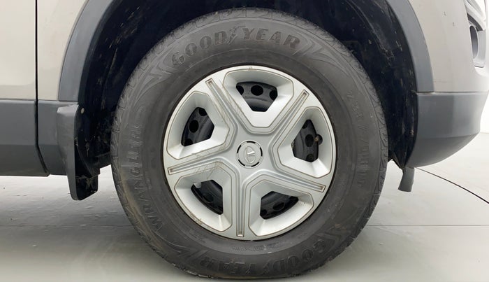 2019 Tata Harrier XM 2.0L Kryotec, Diesel, Manual, 50,053 km, Right Front Wheel