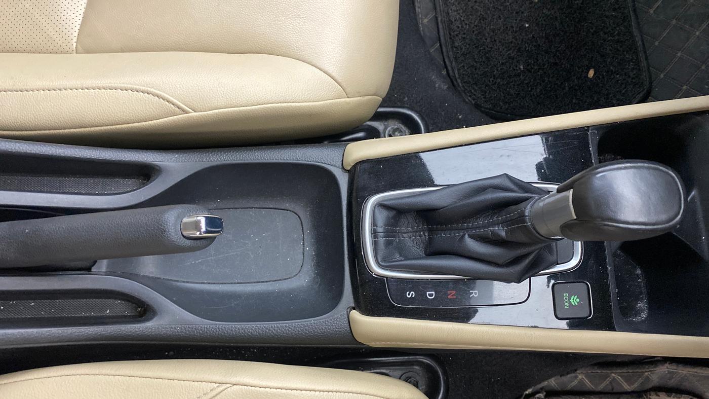 2021 Honda City 1.5L I-VTEC ZX CVT, Petrol, Automatic, 66,496 km, Gear Lever