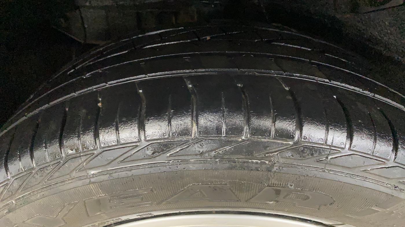 2019 Tata NEXON XMA PETROL, Petrol, Automatic, 70,887 km, Right Rear Tyre Tread
