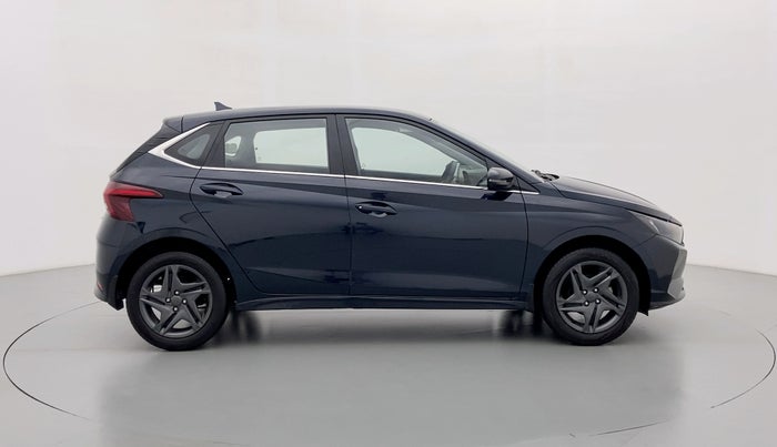 2021 Hyundai NEW I20 SPORTZ 1.2 MT, Petrol, Manual, 6,693 km, Right Side View