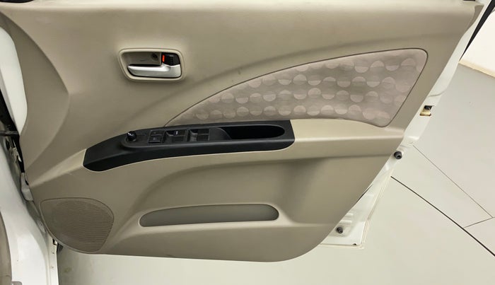 2016 Maruti Celerio ZXI AMT (O), Petrol, Automatic, 43,648 km, Driver Side Door Panels Control