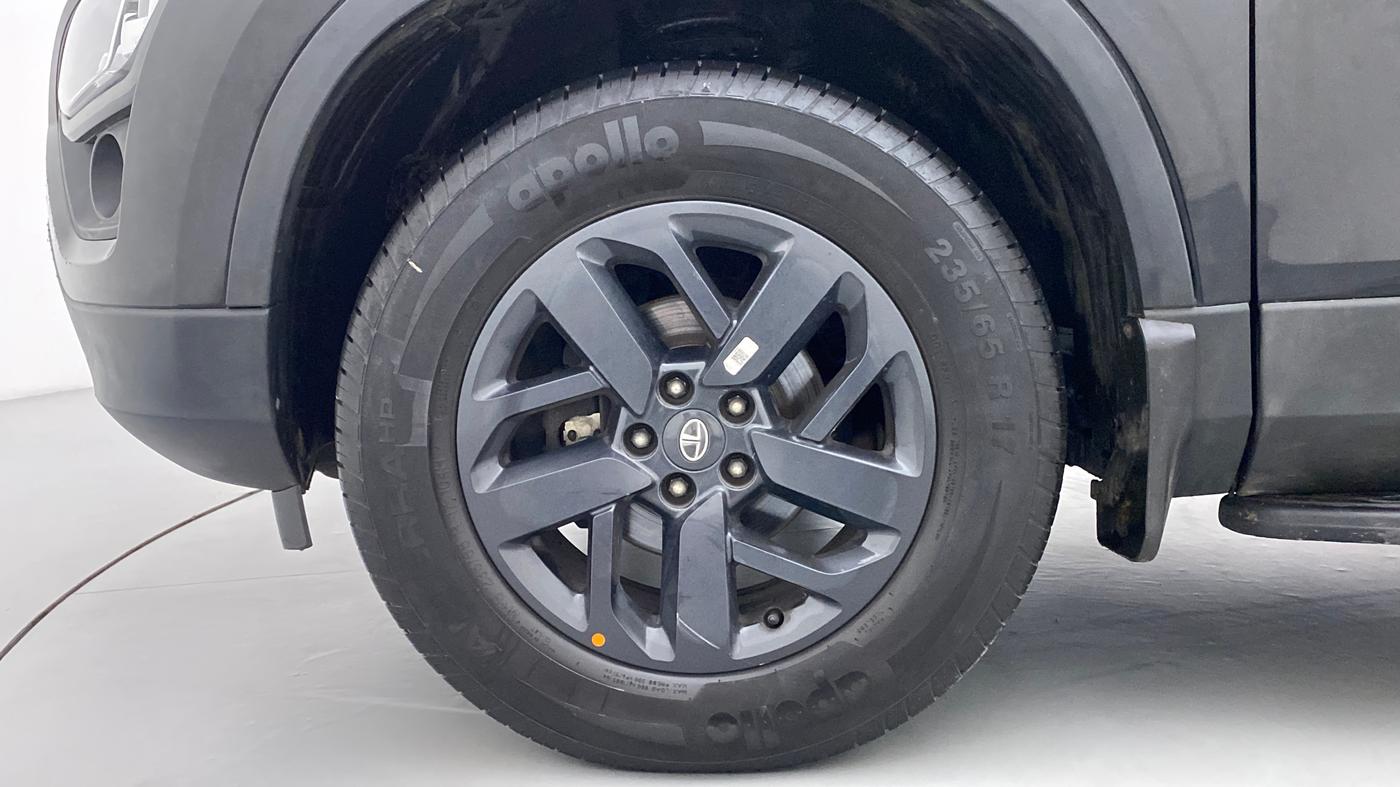 2021 Tata Harrier XZA+ DARK EDITION, Diesel, Automatic, 21,979 km, Left Front Wheel