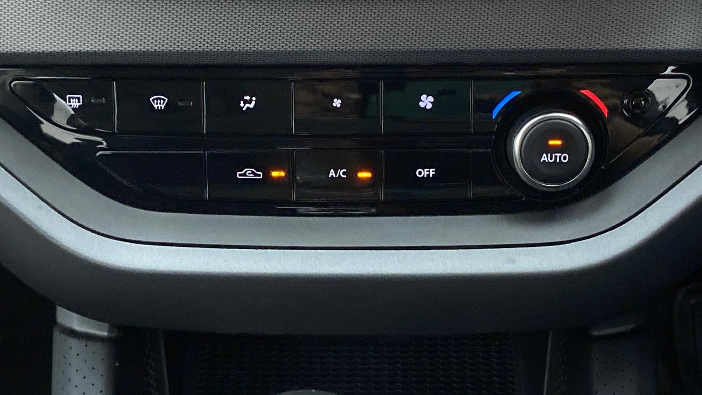 2021 Tata Harrier XZA+ DARK EDITION, Diesel, Automatic, 21,979 km, Automatic Climate Control