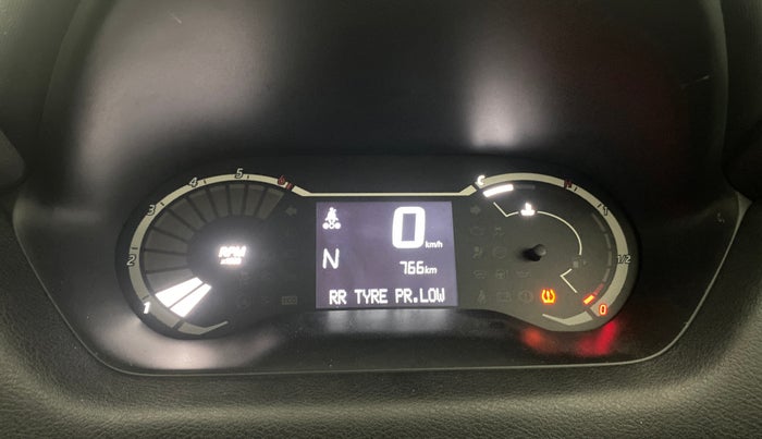 2025 Nissan MAGNITE Acenta B4D 1.0 Petrol AMT, Petrol, Automatic, 731 km, Odometer Image