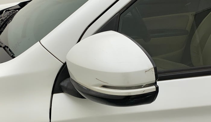 2018 Honda Amaze 1.2L I-VTEC S, Petrol, Manual, 96,426 km, Left rear-view mirror - Cover has minor damage