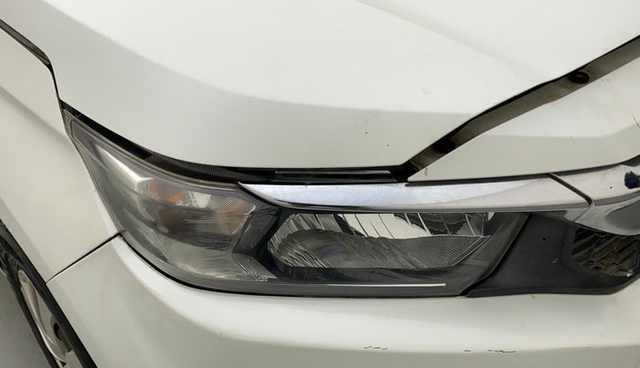 2018 Honda Amaze 1.2L I-VTEC S, Petrol, Manual, 96,426 km, Right headlight - Minor scratches