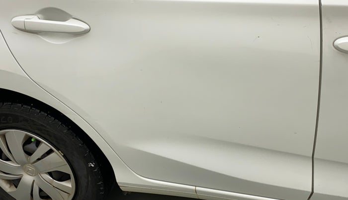 2018 Honda Amaze 1.2L I-VTEC S, Petrol, Manual, 96,426 km, Right rear door - Minor scratches