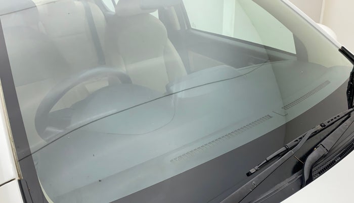 2018 Honda Amaze 1.2L I-VTEC S, Petrol, Manual, 96,426 km, Front windshield - Minor spot on windshield