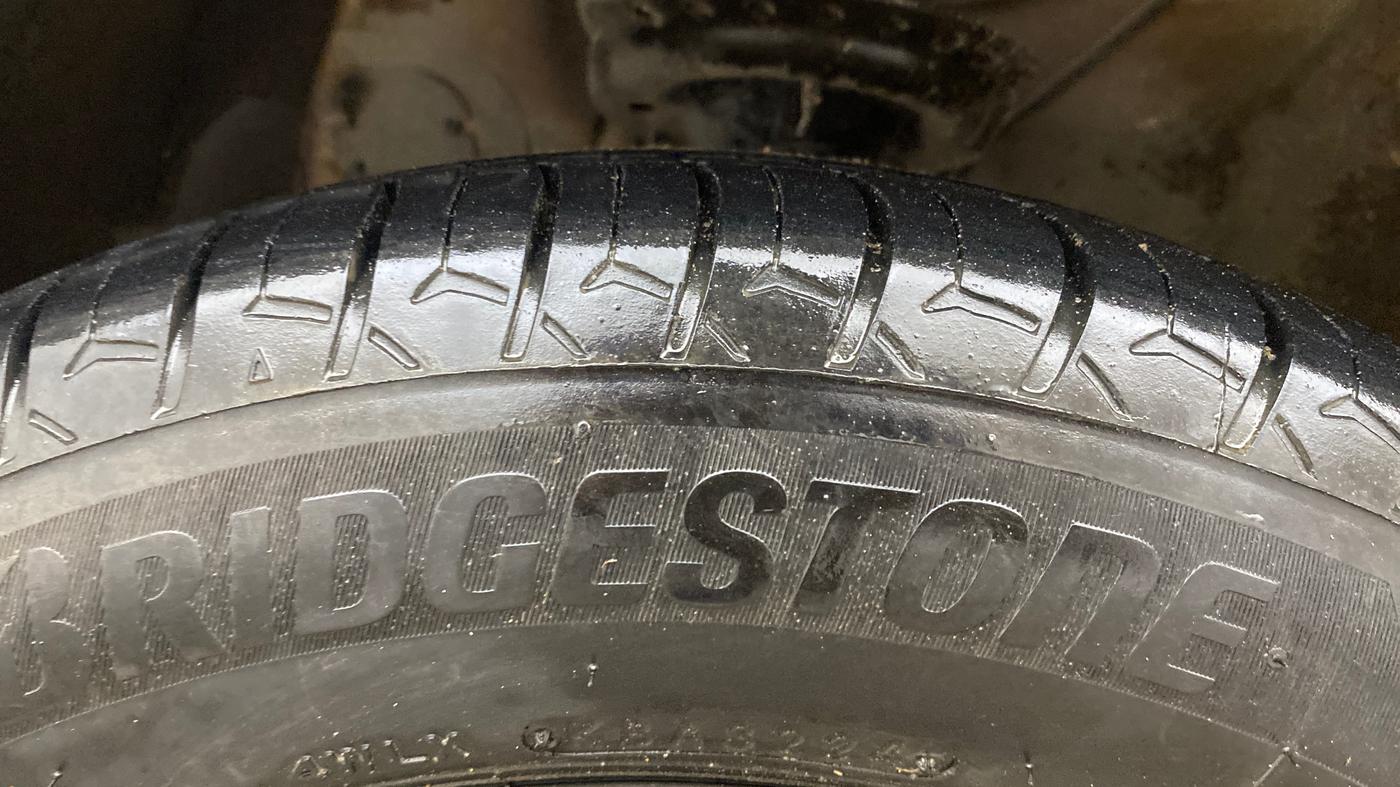 2018 Hyundai Elite i20 ASTA 1.2  CVT, Petrol, Automatic, 60,988 km, Left Front Tyre Tread