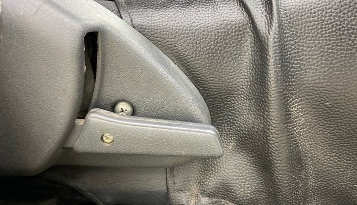 2016 Maruti Alto 800 LXI, Petrol, Manual, 51,571 km, Driver Side Adjustment Panel