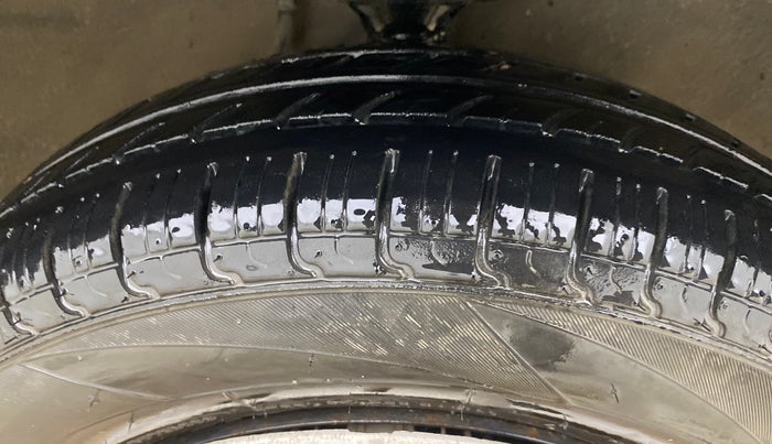 2016 Maruti Alto 800 LXI, Petrol, Manual, 51,571 km, Right Front Tyre Tread