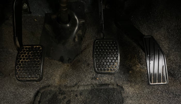 2016 Maruti Alto 800 LXI, Petrol, Manual, 51,571 km, Pedals