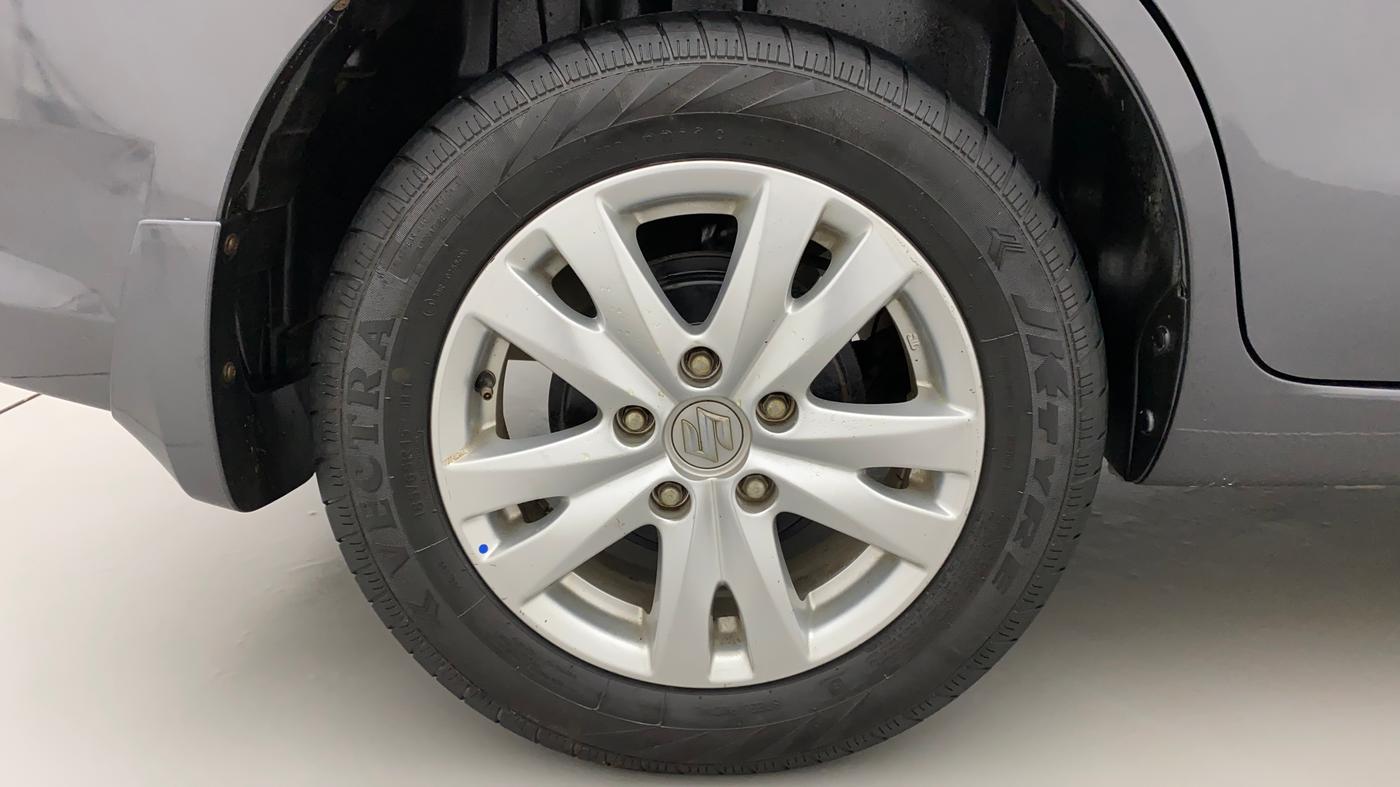 2018 Maruti Ertiga ZDI + SHVS, Diesel, Manual, 59,648 km, Right Rear Wheel