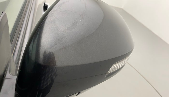 2018 Maruti Ertiga ZDI + SHVS, Diesel, Manual, 59,648 km, Left rear-view mirror - Cover has minor damage