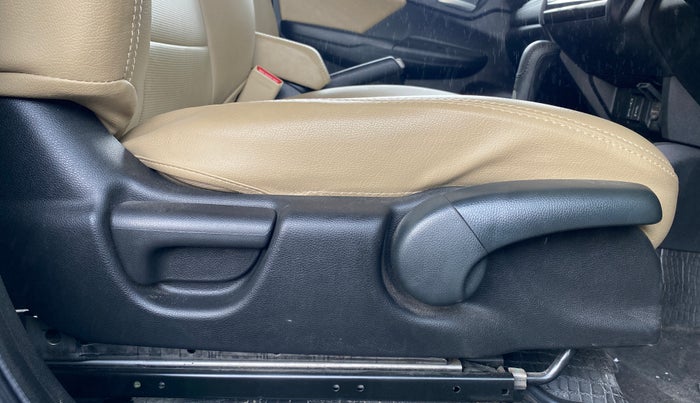 2022 Honda Jazz 1.2L I-VTEC VX CVT, Petrol, Automatic, 12,720 km, Driver Side Adjustment Panel