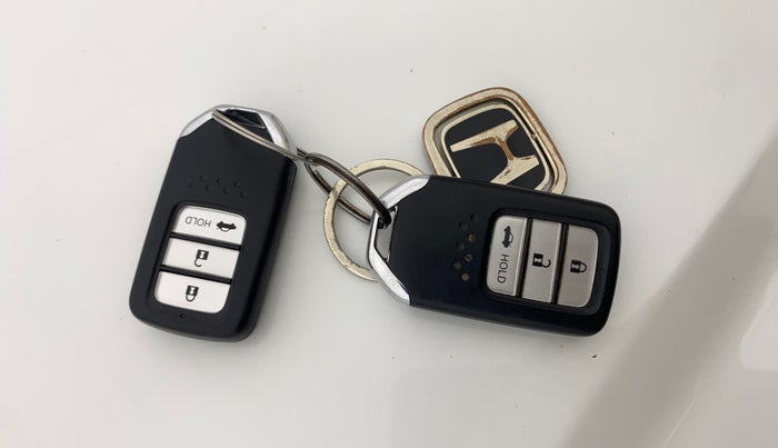 2020 Honda City 1.5L I-VTEC ZX, Petrol, Manual, 73,004 km, Key Close Up