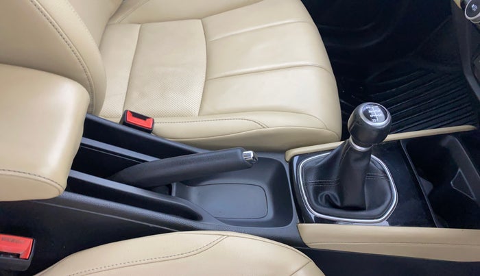 2020 Honda City 1.5L I-VTEC ZX, Petrol, Manual, 73,004 km, Gear Lever