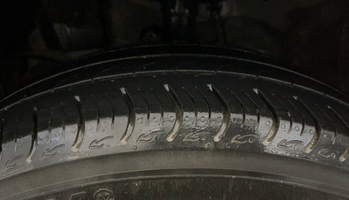 2023 Honda Amaze 1.2L I-VTEC VX, Petrol, Manual, 18,371 km, Left Front Tyre Tread