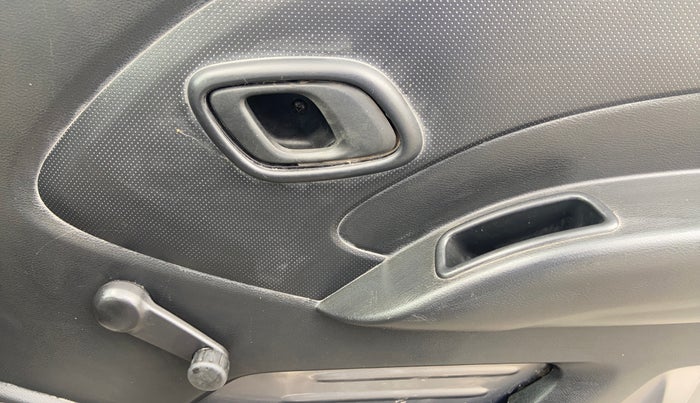 2018 Datsun Redi Go A, Petrol, Manual, 39,428 km, Driver Side Door Panels Control