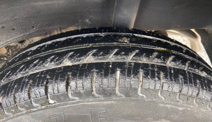 2018 Datsun Redi Go A, Petrol, Manual, 39,428 km, Left Rear Tyre Tread