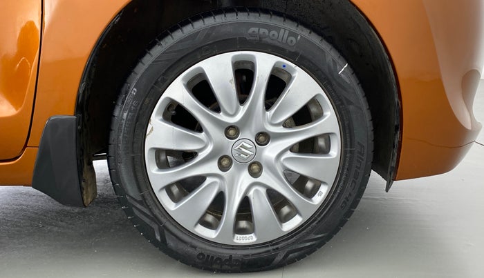 2017 Maruti Baleno ALPHA 1.2 K12, Petrol, Manual, 33,733 km, Right Front Wheel