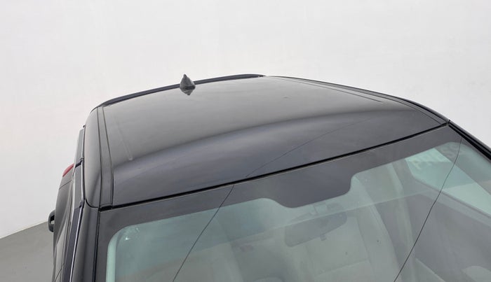 2022 Mahindra XUV300 W4 1.2 PETROL, Petrol, Manual, 22,469 km, Roof