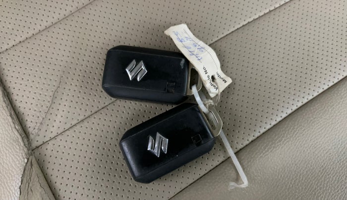2018 Maruti Dzire ZXI AMT, Petrol, Automatic, 61,191 km, Key Close Up