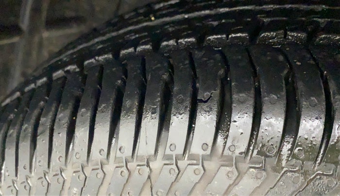 2019 Ford Ecosport AMBIENTE 1.5L PETROL, Petrol, Manual, 39,174 km, Right Front Tyre Tread