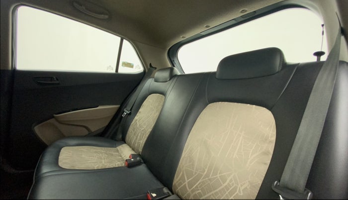 2015 Hyundai Grand i10 MAGNA 1.2 KAPPA VTVT, Petrol, Manual, 90,383 km, Right Side Rear Door Cabin