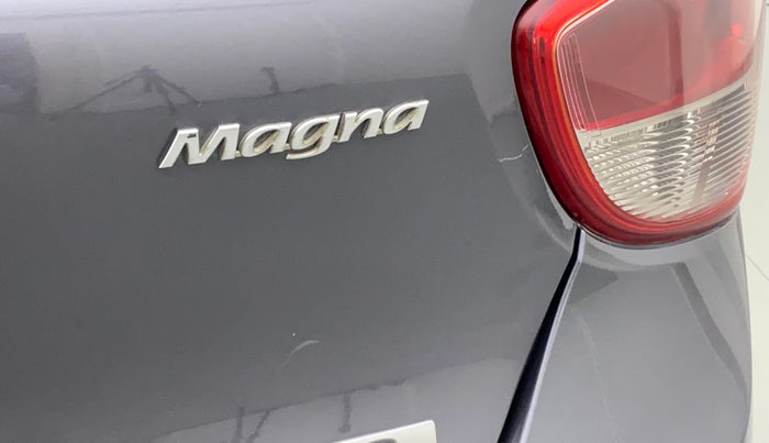 2015 Hyundai Grand i10 MAGNA 1.2 KAPPA VTVT, Petrol, Manual, 90,383 km, Dicky (Boot door) - Minor scratches