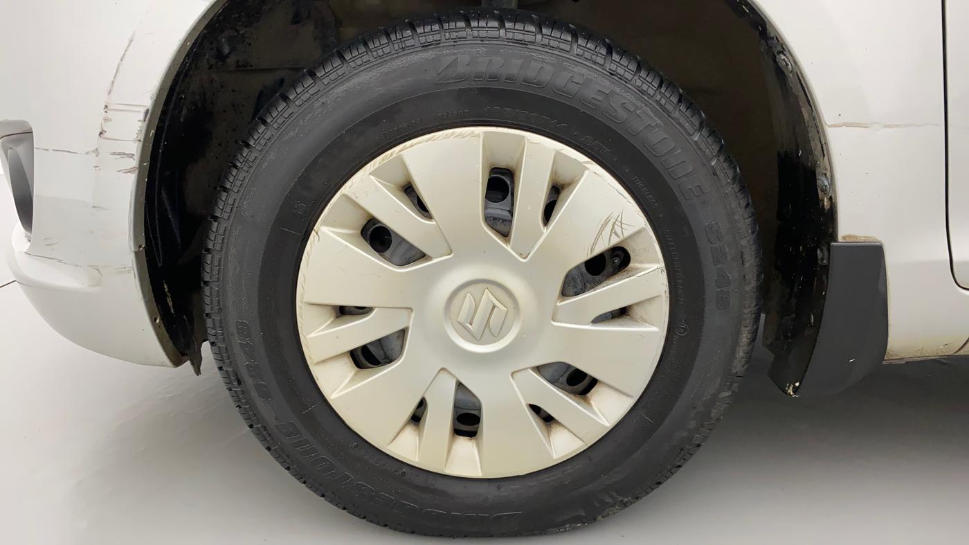 2013 Maruti Swift VDI, Diesel, Manual, 48,709 km, Left Front Wheel